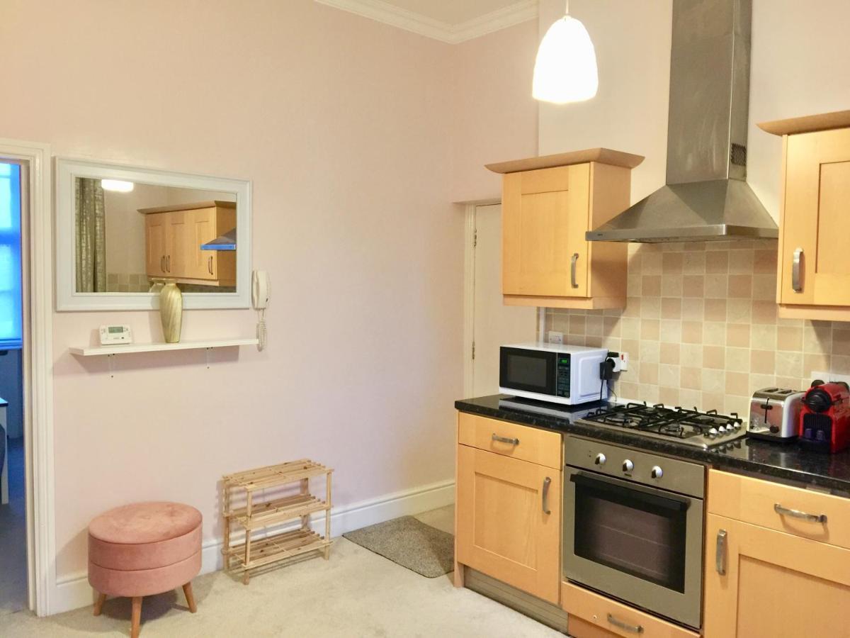 Apartment Velvet Nest 5 Min Walk From Train Station *